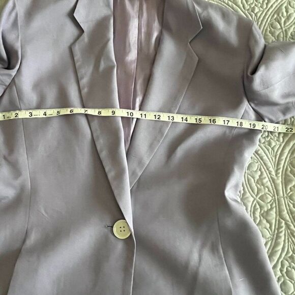 Perry Ellis100% silk Women's  lavender Blazer, Purple  Jacket  Size 10 - Picture 10 of 10